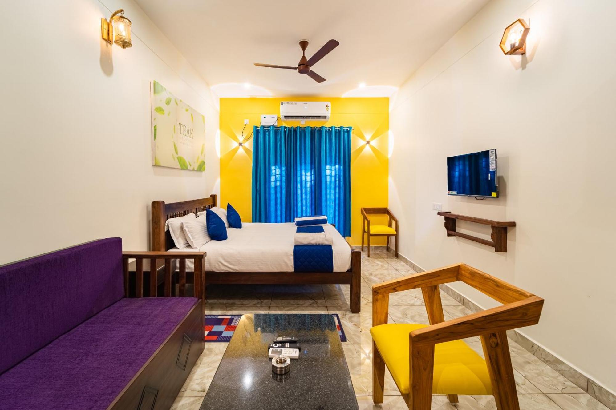 Teak Leaf Gateway Villa With Swimming Pool Indoor Games Kalapettai Exterior photo