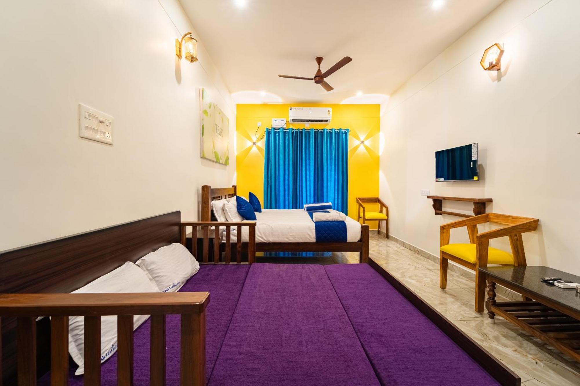 Teak Leaf Gateway Villa With Swimming Pool Indoor Games Kalapettai Exterior photo