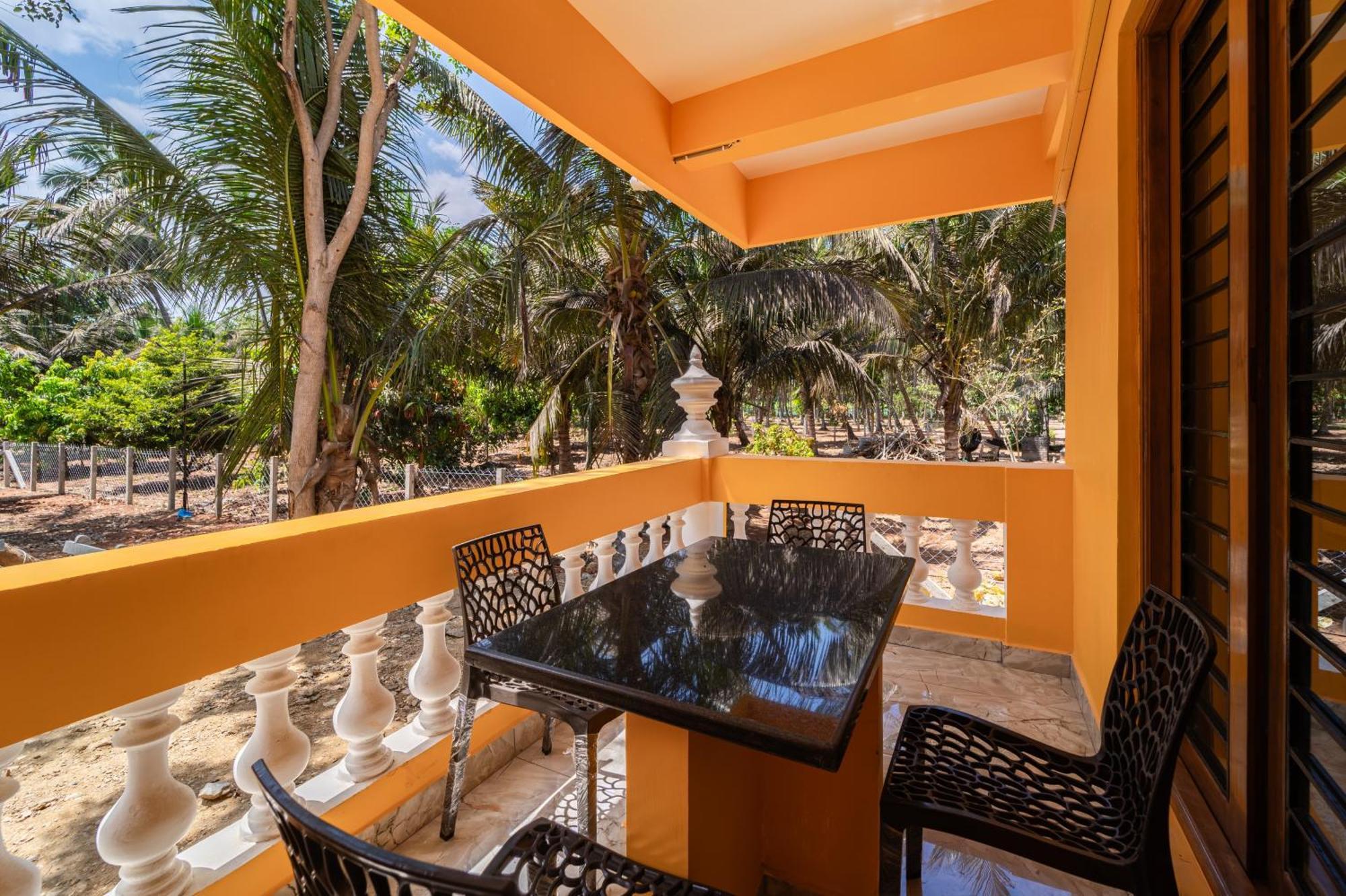 Teak Leaf Gateway Villa With Swimming Pool Indoor Games Kalapettai Exterior photo